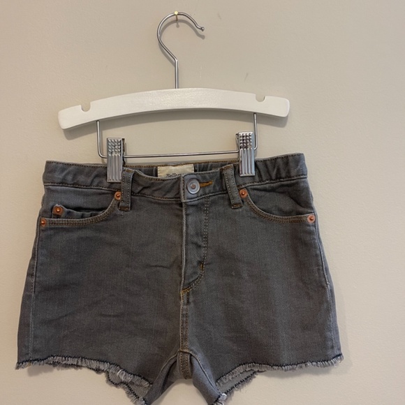 Girls Designer Shorts - Picture 11 of 11